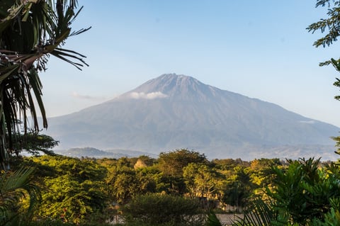 Impression of Mount Meru, as seen from the town of Arusha, Tanzania